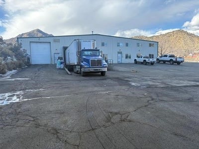 /international/us/6100-county-road-335-new-castle-co-110105907484/