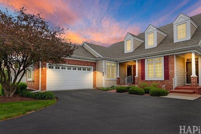 /international/us/5614-prairie-ridge-road-crystal-lake-il-110107955366/