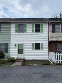 /international/us/882-vine-st-harrisonburg-va-110101479012/