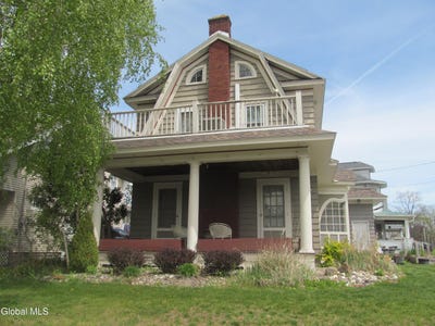/international/us/1103-earl-avenue-schenectady-ny-110107665120/