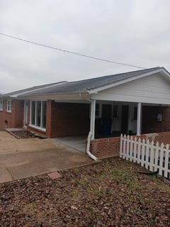 /international/us/120-magnolia-st-camden-tn-110108822932/