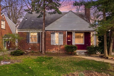 /international/us/3101-woodside-street-dearborn-mi-110107441043/