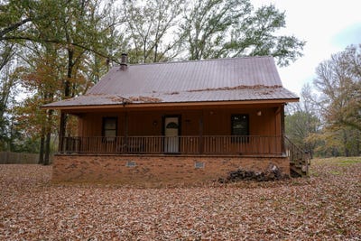 /international/us/131-chapel-cliff-drive-raymond-ms-110104107498/