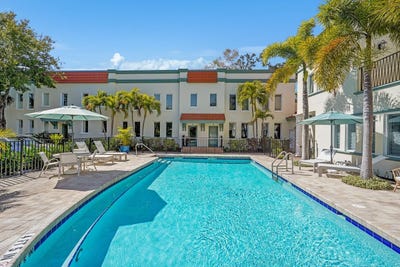 /international/us/1685-laurel-street-sarasota-fl-110104455104/