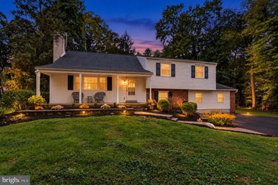 /international/us/122-county-line-road-lansdale-pa-110119743422/