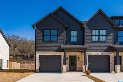 /international/us/228-village-parkway-helena-al-110105784072/