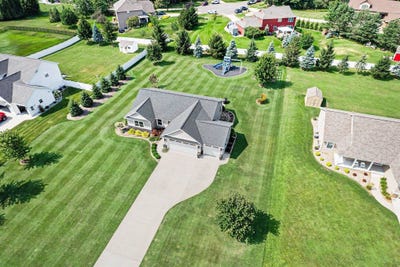 /international/us/3863-e-letts-road-midland-mi-110109611900/