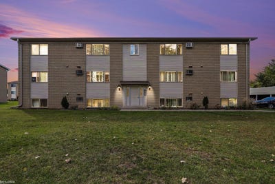 /international/us/1875-michigan-f-6-avenue-marysville-mi-110119968770/