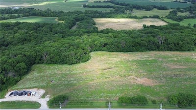 /international/us/pressonville-road-paola-ks-110108826922/