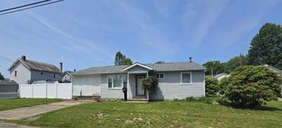 /international/us/416-2nd-drive-ne-new-philadelphia-oh-110100194932/