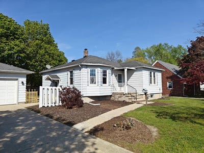 /international/us/1207-napier-avenue-st-joseph-mi-110107988191/
