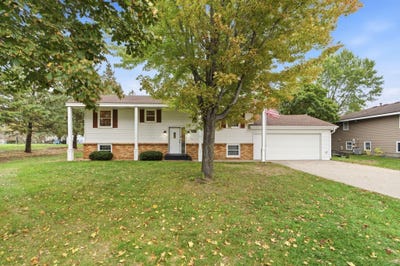 /international/us/3950-7th-avenue-anoka-mn-110120621976/