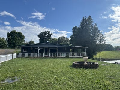 /international/us/527-gentry-mill-road-columbia-ky-110108269806/