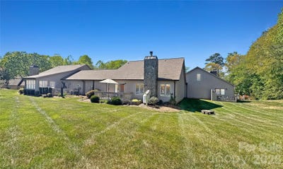 /international/us/603-29th-avenue-ne-hickory-nc-110107385429/