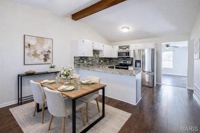 /international/us/1432-surrey-lane-st-peters-mo-110103354820/
