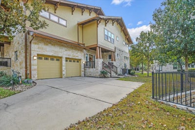 /international/us/2930-grand-oaks-loop-cedar-park-tx-110105927433/