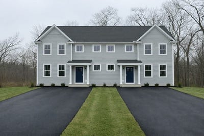 /international/us/1405-gar-highway-swansea-ma-110106340082/