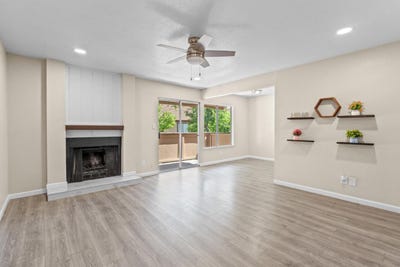 /international/us/1550-w-ashlan-avenue-fresno-ca-110109211060/