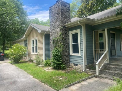 /international/us/212-rockmart-rd-villa-rica-ga-110100380646/