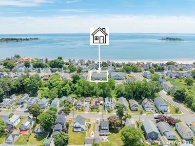 /international/us/305-mariners-walk-milford-ct-110109063881/
