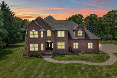 /international/us/1230-meadow-lane-hillsdale-mi-110109546501/