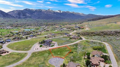 /international/us/3722-n-porcupine-ridge-dr-eden-ut-110107260029/