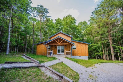 /international/us/168-eagle-ridge-road-campton-ky-110108911228/