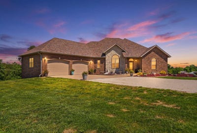 /international/us/11285-oak-hill-lane-mountain-grove-mo-110107880080/