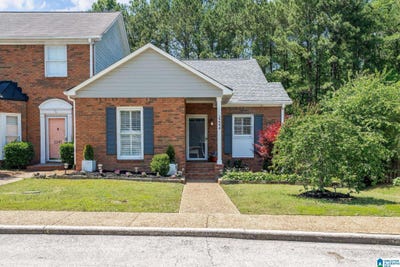 /international/us/2244-ascot-lane-vestavia-hills-al-110108015467/