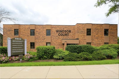 /international/us/5802-washington-ave-racine-wi-110096828268/