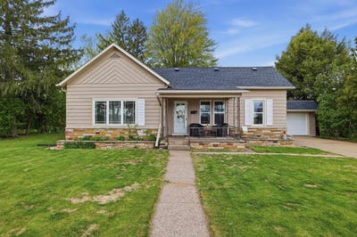 /international/us/520-lincoln-street-wisconsin-rapids-wi-110107997391/