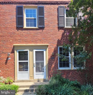/international/us/2601-16th-street-s-arlington-va-110107994977/
