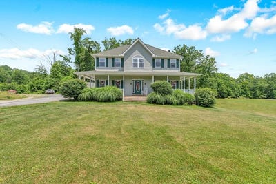 /international/us/424-beech-creek-hollow-rd-oak-hill-wv-110108682348/