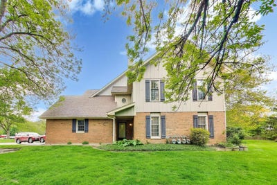 /international/us/601-country-lane-des-plaines-il-110107981667/