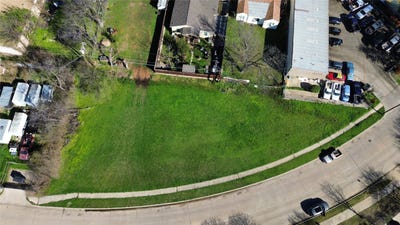 /international/us/810-hopkins-street-garland-tx-110106557540/