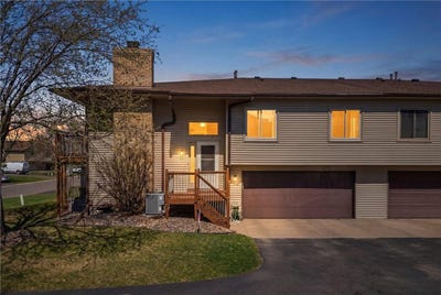 /international/us/2337-amberwood-drive-woodbury-mn-110107535283/