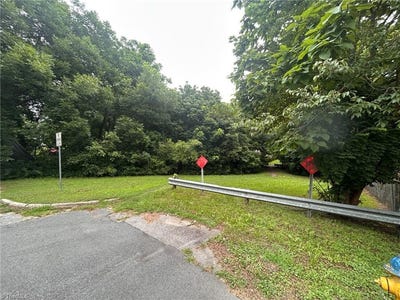 /international/us/0-bethlehem-lane-winston-salem-nc-110100802957/