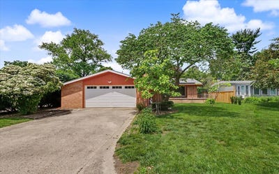 /international/us/306-sunnycrest-court-w-urbana-il-110108414752/