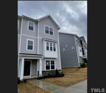 /international/us/746-gimari-drive-wake-forest-nc-110108267300/