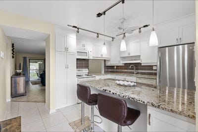 /international/us/6095-n-sabal-palm-boulevard-tamarac-fl-110107340343/