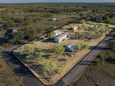 /international/us/605-s-butte-street-breckenridge-tx-110103186436/