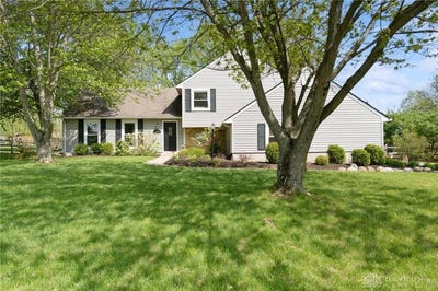 /international/us/8750-castlecreek-drive-centerville-oh-110107500956/