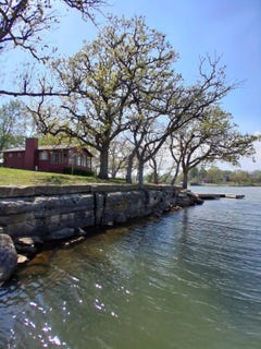 /international/us/72-lakeview-circle-alma-ks-110107317180/