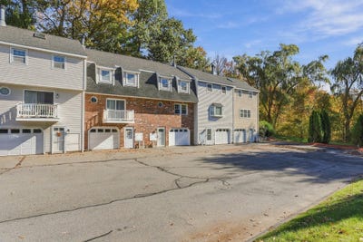 /international/us/32-frederick-st-dracut-ma-110120751939/