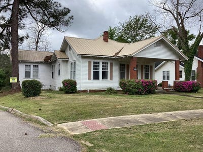 /international/us/322-e-third-st-luverne-al-110090891353/
