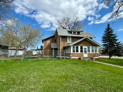 /international/us/802-7th-st-britton-sd-110106183839/