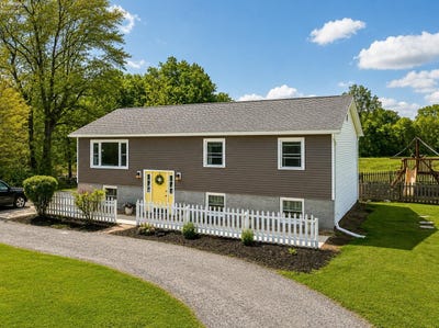 /international/us/1941-state-route-412-fremont-oh-110108354617/