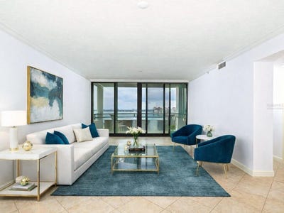 /international/us/1255-n-gulfstream-avenue-sarasota-fl-110105357621/