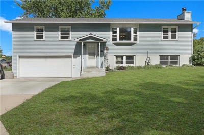 /international/us/408-6th-avenue-nw-dodge-center-mn-110108267232/