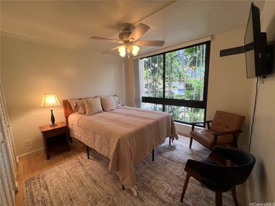 /international/us/300-wai-nani-way-honolulu-hi-110108982675/